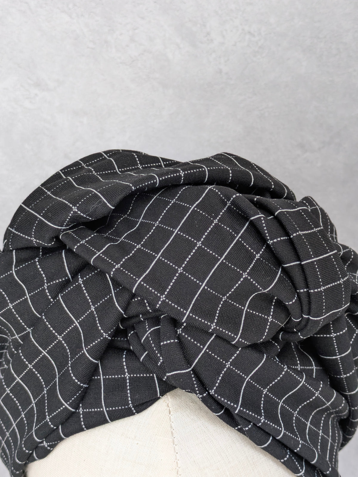 NOIRIA | Black Windowpane Pre-tied Turban + Multiway Band