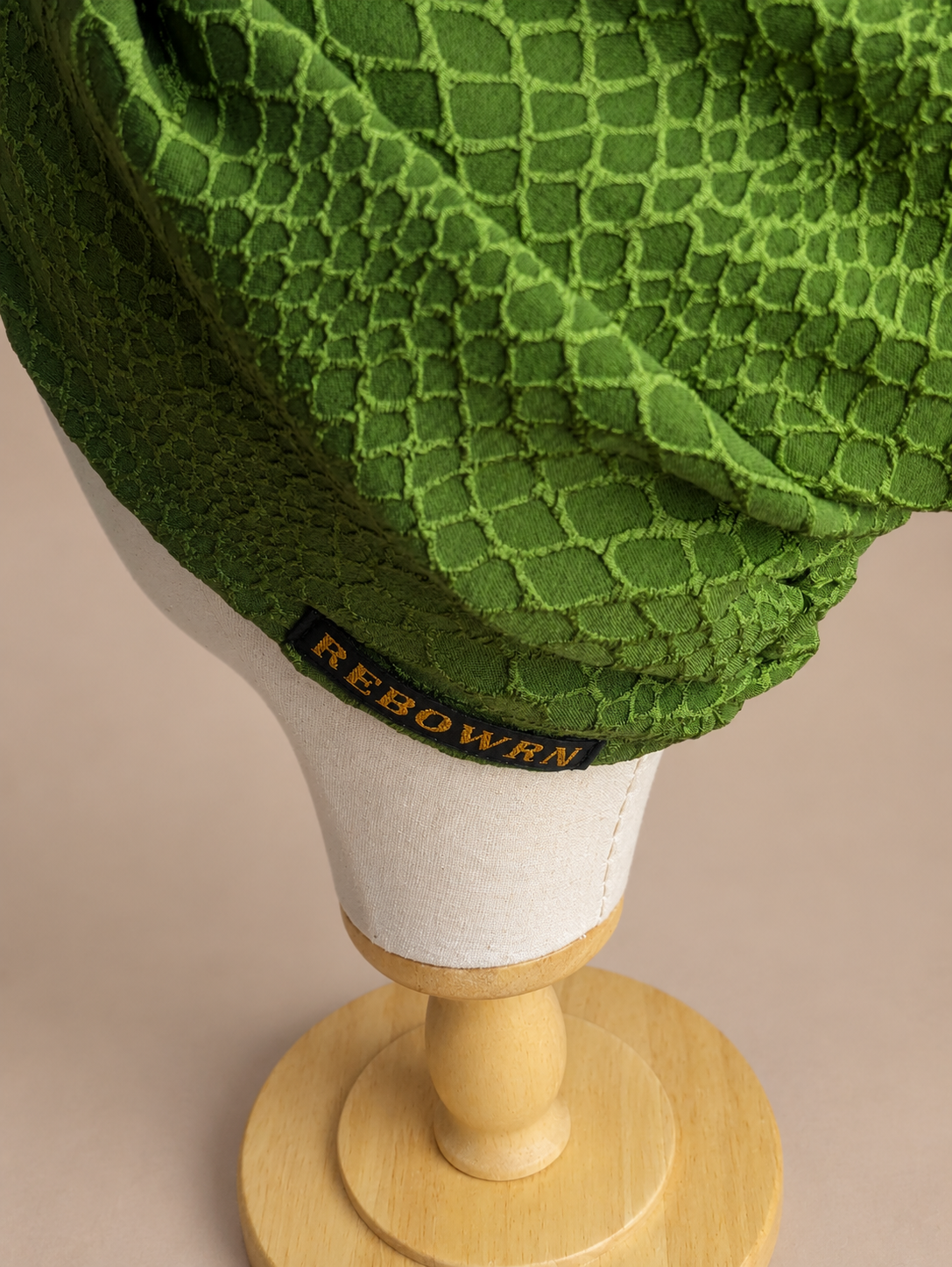 ZAHARA | Green Textured Jacquard Pre-Tied Turban