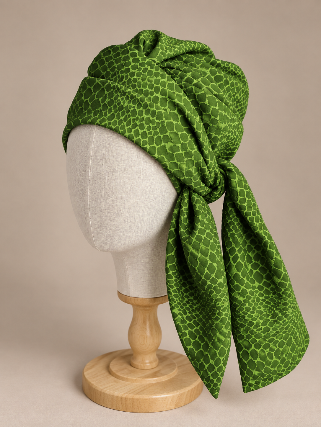 ZAHARA | Green Textured Jacquard Pre-Tied Turban